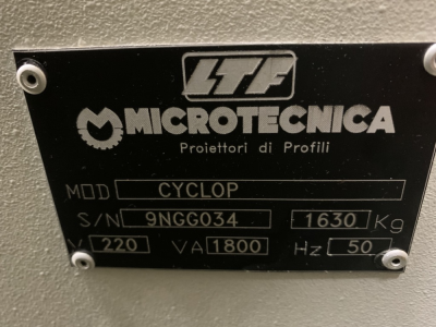 Microtechnika Cyclop Profile Projector
